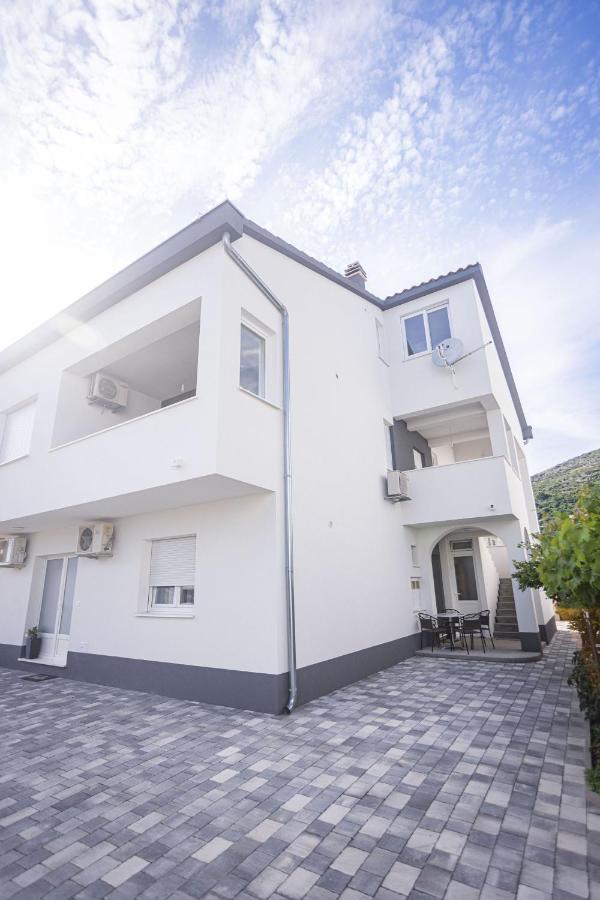 Apartments Veronika Trogir Exteriér fotografie